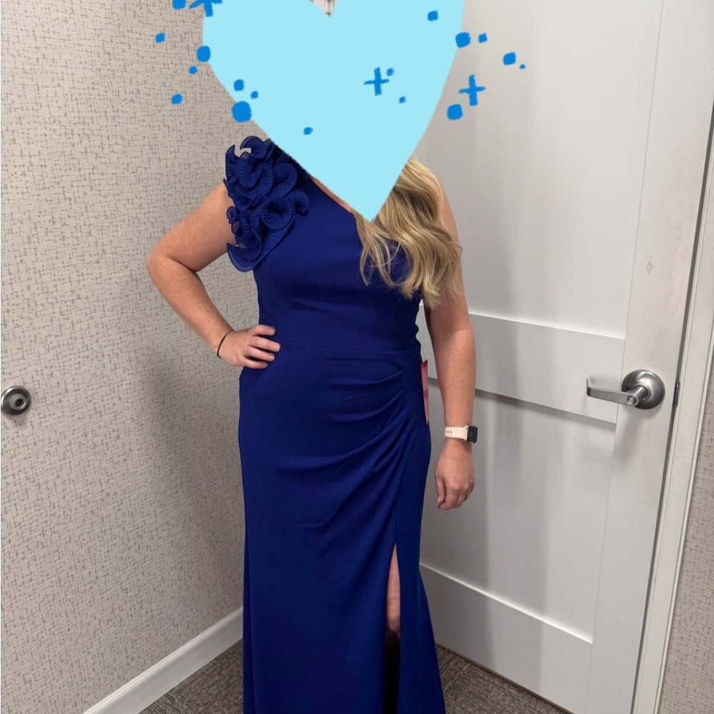 Elegant Blue Evening Gown
